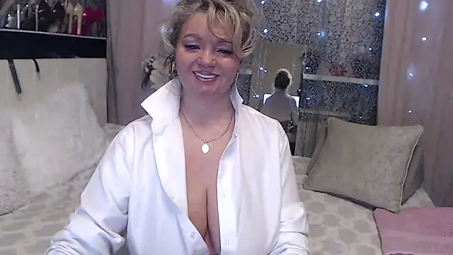 MartiniMartini online show from February 2025 12:54:01 AM