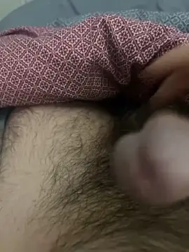 yannusgir33 online show from December 2025 10:26:02 PM