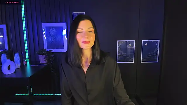 Snapshot of MonicaCheerful chatting on January 2025 08:43:01 AM MonicaCheerful online show from January 2025 08:43:01 AM