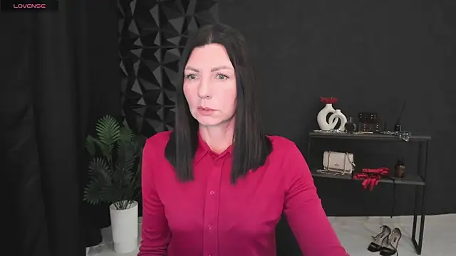 Snapshot of MonicaCheerful chatting on March 2025 11:28:01 AM MonicaCheerful online show from March 2025 11:28:01 AM