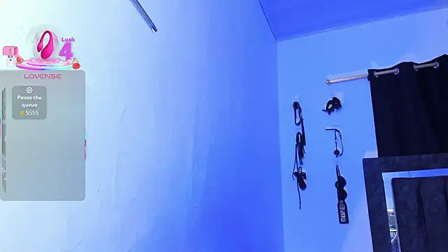 Nicol TransGirl online show from November 2025 03:38:02 AM