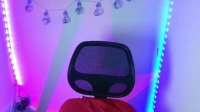 Lya1 ch online show from February 2026 09:30:01 PM