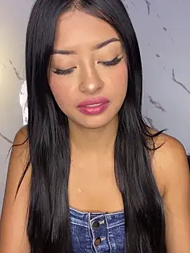 Miss karol online show from March 2025 05:25:01 PM