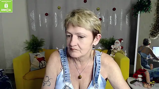 Snapshot of SexyGrandma_ chatting on December 2025 07:53:02 PM SexyGrandma online show from December 2025 07:53:02 PM
