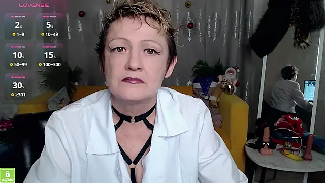 Snapshot of SexyGrandma_ chatting on January 2026 06:18:02 AM SexyGrandma online show from January 2026 06:18:02 AM