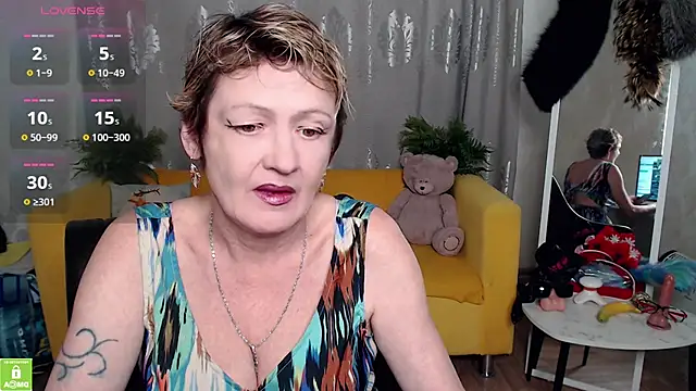 Snapshot of SexyGrandma_ chatting on February 2026 07:40:01 AM SexyGrandma online show from February 2026 07:40:01 AM