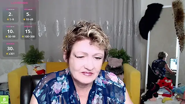 Snapshot of SexyGrandma_ chatting on February 2026 05:46:01 AM SexyGrandma online show from February 2026 05:46:01 AM