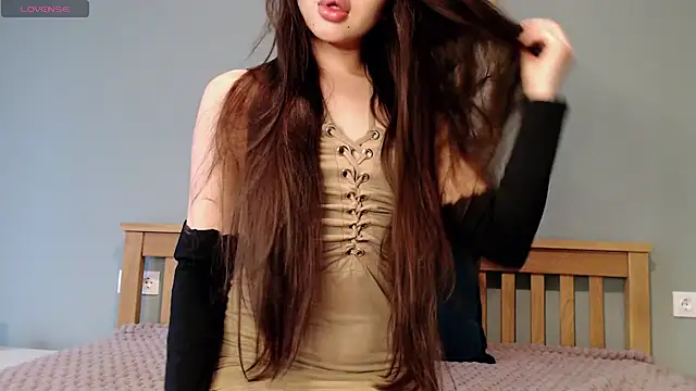 Snapshot of AyameAsakura chatting on February 2025 06:44:02 AM AyameAsakura online show from February 2025 06:44:02 AM