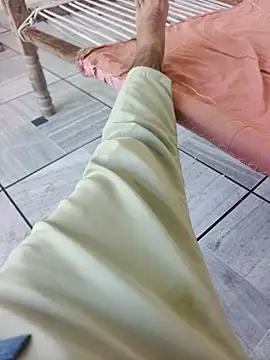 xmanrawan2 online show from September 2025 04:38:02 AM