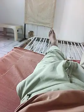 xmanrawan2 online show from October 2025 04:00:01 AM