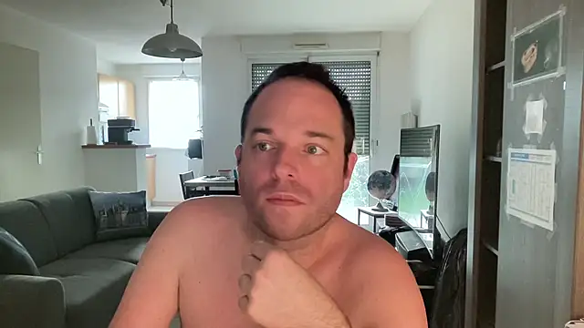 Funnyjul31 online show from February 2026 04:21:02 PM