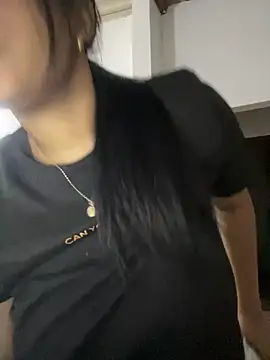 my cam online show from February 2026 01:35:02 AM