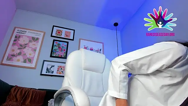 Snapshot of nina__dixon chatting on February 2025 11:23:02 PM nina dixon online show from February 2025 11:23:02 PM