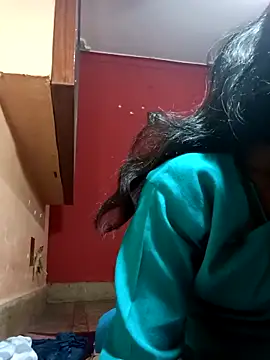 runi31 online show from November 2025 06:07:02 PM