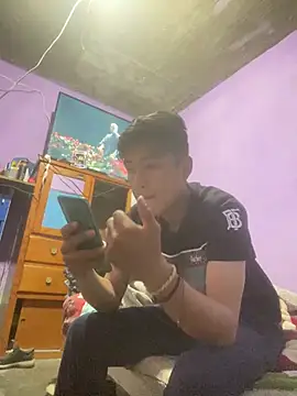 EduardoEspinoza12 online show from February 2025 08:33:02 AM