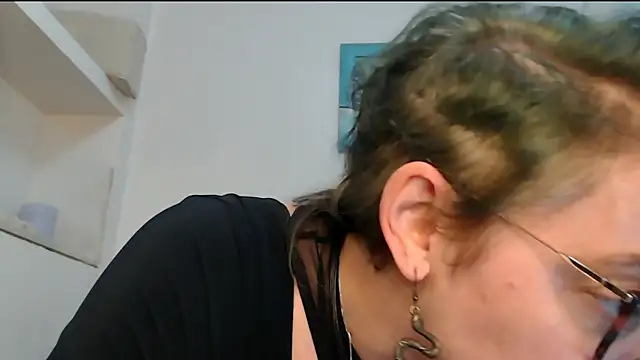 Snapshot of Ju-Hot chatting on March 2026 07:59:01 PM Ju-Hot online show from March 2026 07:59:01 PM