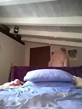 divinaerotica online show from November 2025 01:37:02 PM