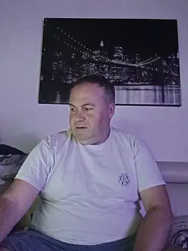 Pourleplasirs online show from May 2026 09:24:01 PM
