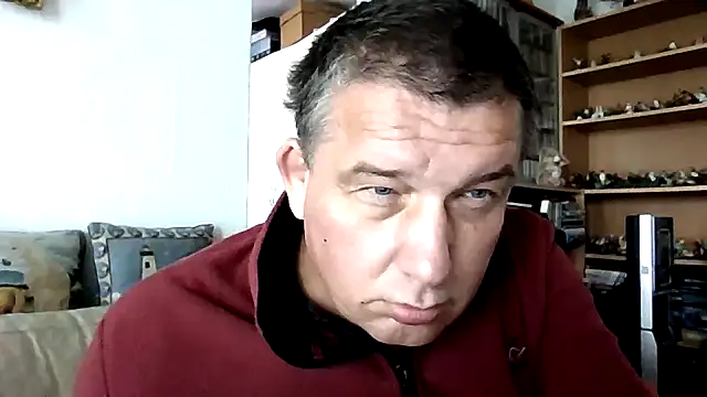 GrandpasDadBulg online show from October 2025 01:28:02 PM