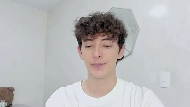 miketwink online show from January 2026 07:39:01 PM