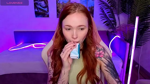 Snapshot of Maya_Light chatting on October 2025 02:01:01 AM Maya Light online show from October 2025 02:01:01 AM