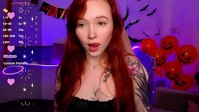 Snapshot of Maya_Light chatting on November 2025 09:09:01 AM Maya Light online show from November 2025 09:09:01 AM