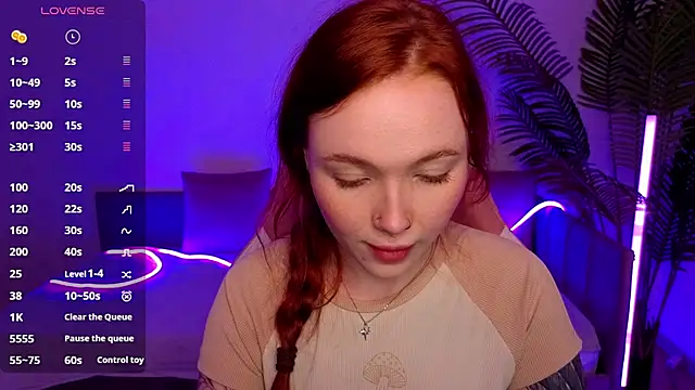 Snapshot of Maya_Light chatting on November 2025 08:19:01 AM Maya Light online show from November 2025 08:19:01 AM