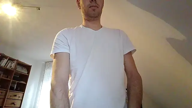 Snapshot of Busi92 chatting on March 2026 09:54:02 AM Busi92 online show from March 2026 09:54:02 AM