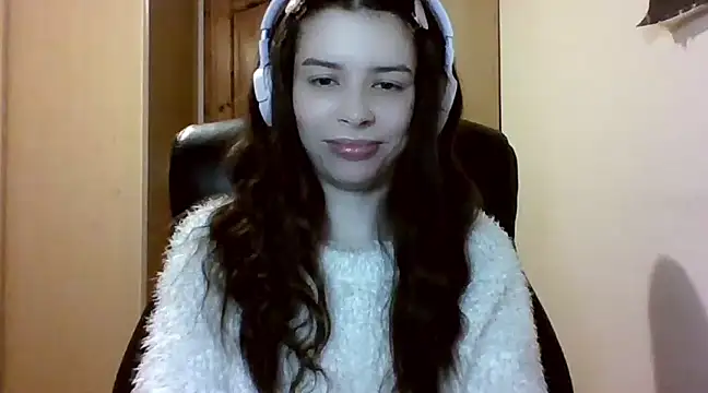 Snapshot of LariceSexy chatting on March 2025 07:17:01 PM LariceSexy online show from March 2025 07:17:01 PM