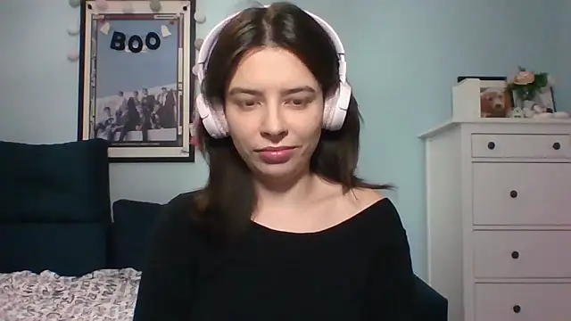 Snapshot of LariceSexy chatting on October 2025 06:07:02 PM LariceSexy online show from October 2025 06:07:02 PM