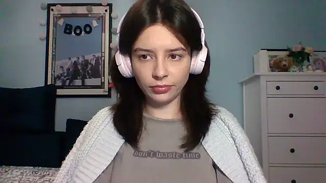 Snapshot of LariceSexy chatting on October 2025 06:19:02 PM LariceSexy online show from October 2025 06:19:02 PM