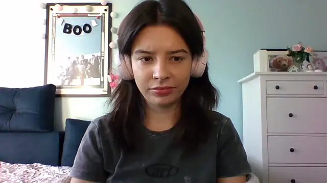 Snapshot of LariceSexy chatting on October 2025 12:16:01 PM LariceSexy online show from October 2025 12:16:01 PM