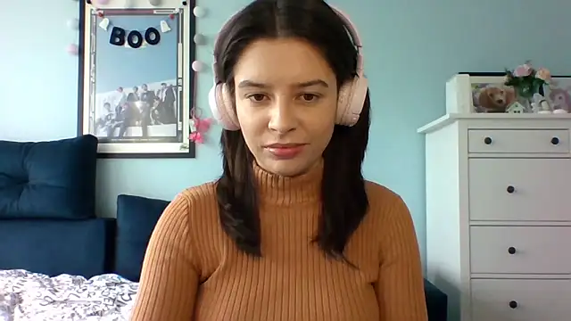 Snapshot of LariceSexy chatting on October 2025 12:16:01 PM LariceSexy online show from October 2025 12:16:01 PM