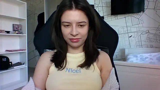 Snapshot of LariceSexy chatting on November 2025 01:21:02 PM LariceSexy online show from November 2025 01:21:02 PM