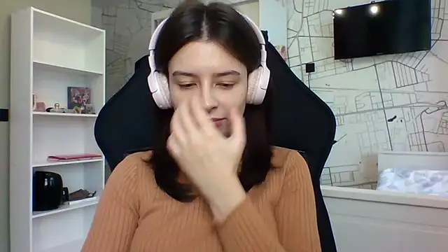 Snapshot of LariceSexy chatting on November 2025 01:14:02 PM LariceSexy online show from November 2025 01:14:02 PM