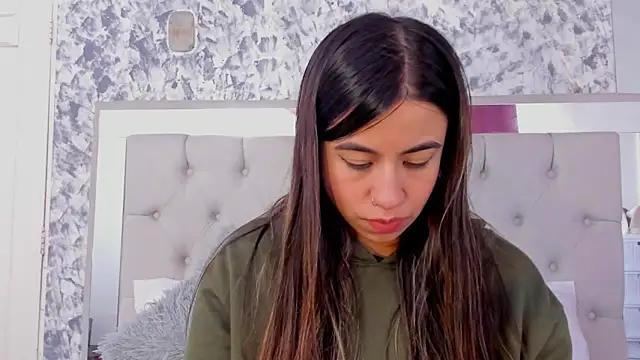 Ariana greenblat online show from January 2026 04:45:01 PM