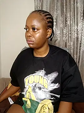 Snapshot of Cherry-brown55 chatting on November 2025 01:20:02 AM Cherry-brown55 online show from November 2025 01:20:02 AM