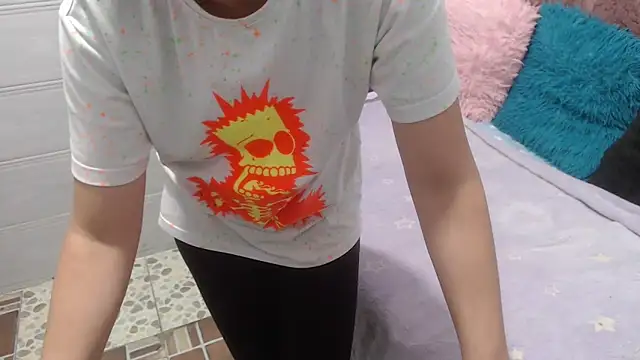 Ariasmithog online show from September 2025 03:06:01 PM