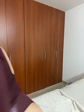 eileensophi online show from March 2026 03:43:01 AM