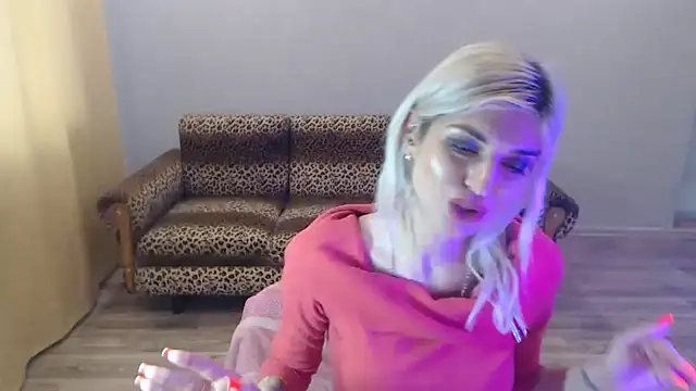 Snapshot of SexyBeatriice chatting on February 2025 10:26:02 AM SexyBeatriice online show from February 2025 10:26:02 AM