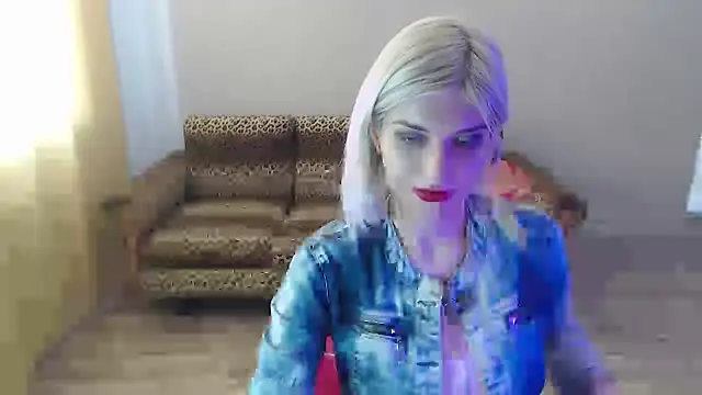 Snapshot of SexyBeatriice chatting on February 2025 11:06:02 AM SexyBeatriice online show from February 2025 11:06:02 AM