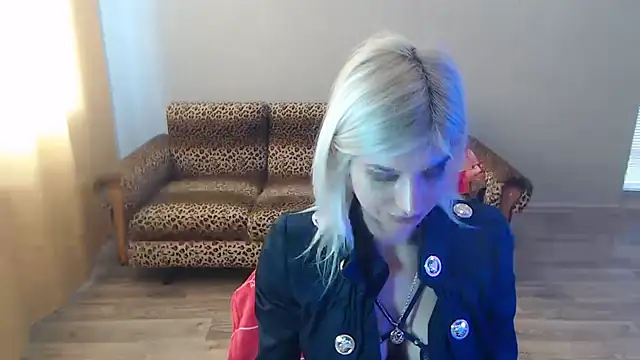 Snapshot of SexyBeatriice chatting on February 2025 11:13:01 AM SexyBeatriice online show from February 2025 11:13:01 AM
