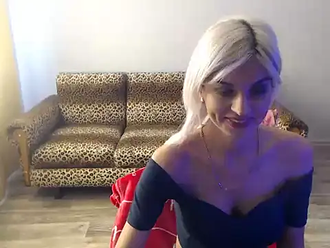 Snapshot of SexyBeatriice chatting on September 2025 06:28:02 AM SexyBeatriice online show from September 2025 06:28:02 AM