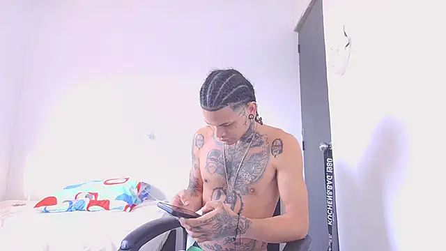 hot man05 online show from February 2026 02:00:02 PM