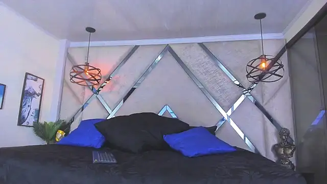 Thomas May4rs online show from February 2025 04:23:02 AM