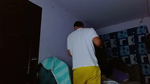 Thomas May4rs online show from November 2025 04:00:01 AM