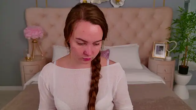 Snapshot of JaniceCollins chatting on December 2025 02:19:01 AM JaniceCollins online show from December 2025 02:19:01 AM