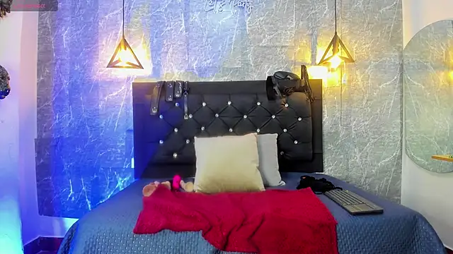 emberhodson online show from September 2025 10:37:01 AM