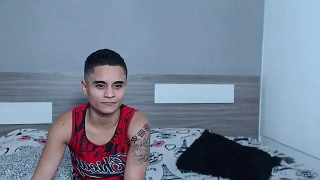 Snapshot of Liiamthompson chatting on October 2025 11:25:02 PM Liiamthompson online show from October 2025 11:25:02 PM