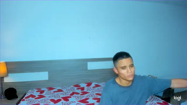 Snapshot of Liiamthompson chatting on October 2025 07:36:02 PM Liiamthompson online show from October 2025 07:36:02 PM